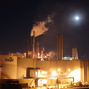 "Macquarie" preia afacerile petroliere ale "Cargill"