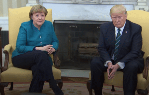 Angela Merkel şi Donald Trump (Sursa foto: captură Youtube)
