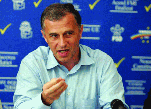 PSD a votat pentru ridicarea imunităţii demnitarilor