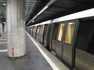 Metrorex a început lucrările din cadrul programului anual de curăţenie