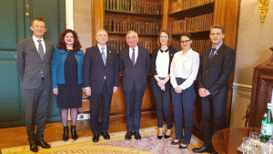 Întâlnire de lucru cu procurorul general al Franţei