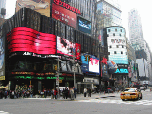 Încetinire peste aşteptări a economiei americane la începutul anului