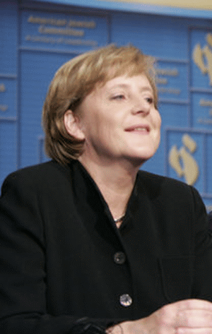 Merkel vrea un nou impuls în relaţia cu Franţa