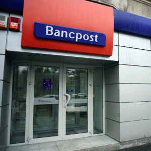 Surse: "Arabii din Emirate, interesaţi de Bancpost"