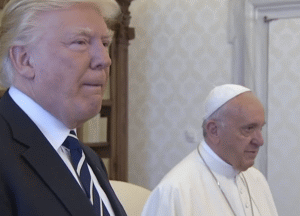 Donald Trump şi Papa Francis (sursa foto: captură Youtube)