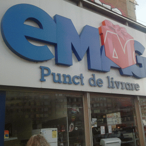eMAG preia firma de curierat rapid Sameday Courier