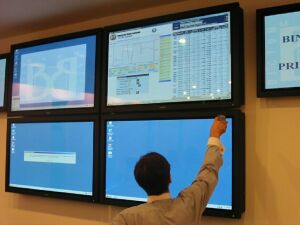 Lichiditate de 9,5 milioane de euro pe BVB