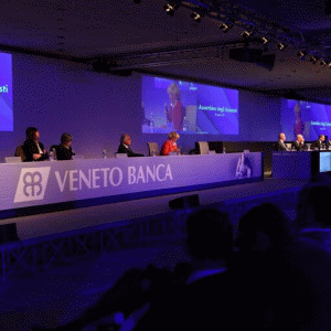 Surse: Băncile italiene, presate să contribuie la salvarea "Veneto Banca" şi "Popolare di Vicenza"