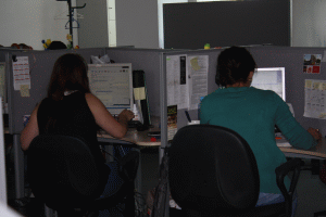 Peste o treime dintre angajaţi alocă timp pentru job atunci când sunt în vacanţă