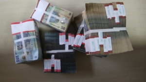 Darius Vâlcov, la ÎCCJ, în procesul în care este acuzat de trafic de influenţă, spălare de bani