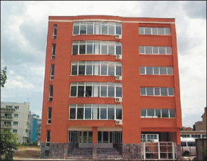Scumpiri uşoare la apartamentele noi, în 2007