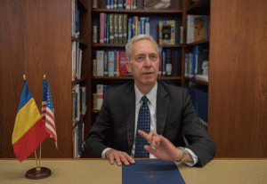 "Prioritatea noastră rămâne promovarea securităţii, democraţiei şi statului de drept"