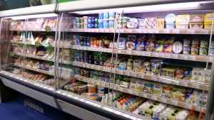 Afacerile din comerţul cu amănuntul au accelerat puternic în luna mai, cu un avans de 14%