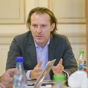 "Şeful ANAF şi ministrul de Finanţe trebuie să plece acasă"