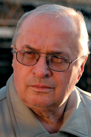 Augustin Buzura (Sursa foto: Wikipedia)