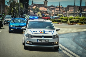 Percheziţii la o reţea de trafic de persoane