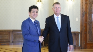 Nobuo Kishi şi Klaus Iohannis (Sursa foto: Presidency.ro) 
