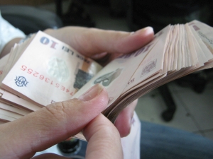 Primăria Capitalei va acorda un stimulent de 1.000 de lei lunar copiilor cu handicap