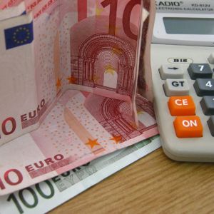 FMI a aprobat "de principiu" un credit de 1,8 miliarde de dolari pentru Grecia