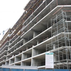 "Lipsa forţei de muncă - cea mai mare problemă din construcţii"