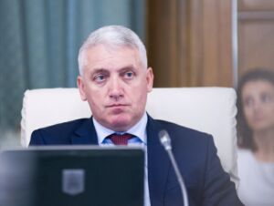 Adrian Ţuţuianu (Sursa foto: Gov.ro)