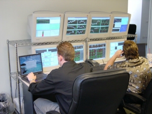 Bursele asiatice au închis în coborâre