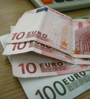 "Commerzbank" a avut pierderi de 637 milioane de euro în trimestrul al doilea