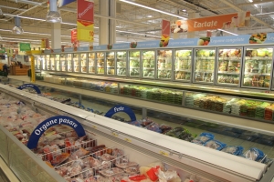 Deficitul României în comerţul cu produse agroalimentare s-a adâncit la 620,2 milioane euro