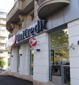 Profitul net al "UniCredit Bank" a scăzut cu 0,3% în primul semestru al anului