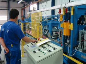 România a înregistrat în iunie a doua mare creştere anuală a producţiei industriale din UE