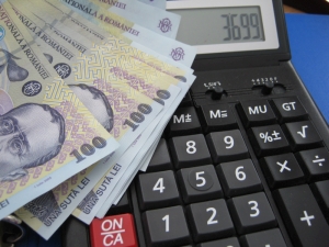 Fiscul rambursează în august TVA în valoare de 704,16 milioane de lei