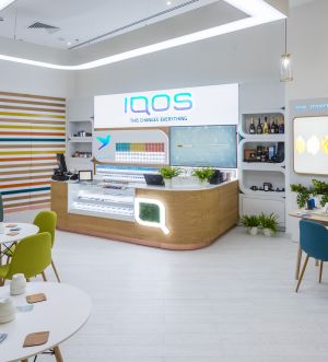 Philip Morris a lansat primul magazin IQOS din Bucureşti