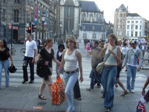 Încrederea investitorilor în economia zonei euro a crescut în mod neaşteptat în septembrie