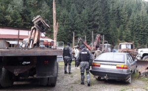 Percheziţii în Maramureş (Sursa foto: Poliţia Română)