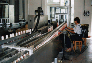 Piaţa produselor cosmetice este elastică şi încă în curs de dezvoltare