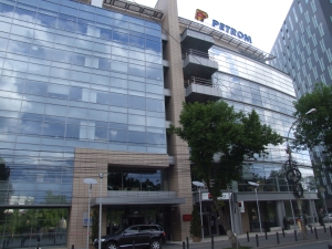 "Fondul Proprietatea" demarează o ofertă de plasament privat accelerat de minim 2,56% din acţiunile deţinute la "OMV Petrom"