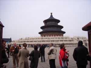 China îşi limitează livrările de petrol către Phenian şi nu va mai cumpăra produse textile din Coreea de Nord