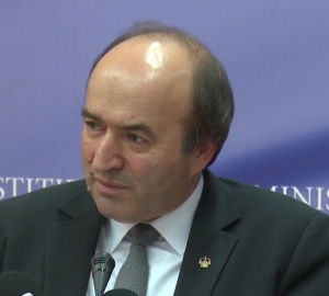 Aviz negativ al CSM pe modificările la legile Justiţiei