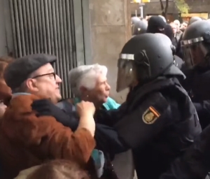 Poliţia din Catalonia (Sursa foto: captură Youtube)
