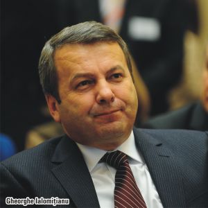 "Cât timp băncile sunt singurul finanţator al statului, sigur că îşi fac politica"