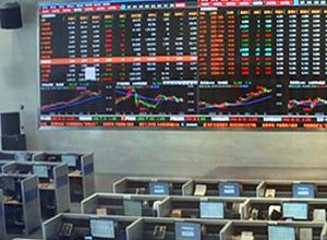 Tranzacţiile futures din China au scăzut cu 30%