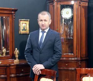 "Autorităţile ar trebui să facă mult mai mult pentru mobila românească"