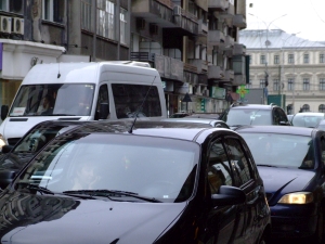 Afacerile cu maşini au crescut în luna august cu 11,8%