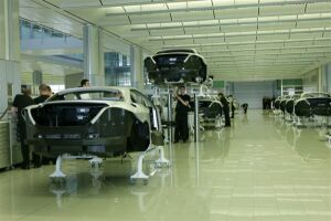 Vânzările auto în China au crescut cu 5,7% în luna septembrie
