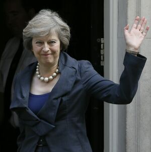 Theresa May se întâlneşte astăzi la cină cu Jean-Claude Juncker la Bruxelles
