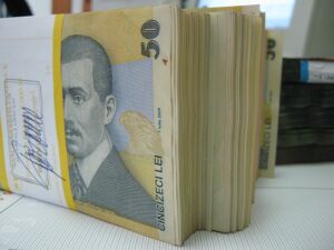 Tăriceanu: "PIB de 901 miliarde lei, deficit sub 3%, punct de pensie majorat şi impozit pe salarii de 10%"