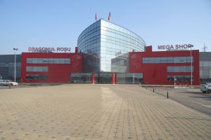 DGAF a confiscat 19.477 de perechi de încălţăminte din Dragonul Roşu 