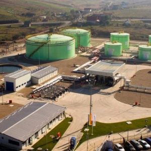 În mai, Gabriel Dumitraşcu, fostul şef al privatizărilor din Energie, spunea că noua propunere favorizează în special OMV Petrom. 