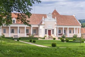 Conacul APAFI, restaurat conform planului original din secolul al XVIII-lea