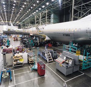 Profitul net al IAR Braşov a scăzut cu 32%, la 14,4 milioane lei